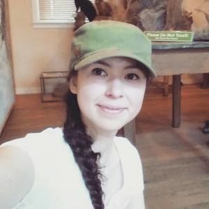 Meet your Posher, Sara